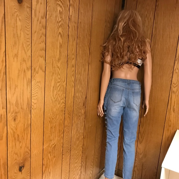 Women's Skinny Jeans - Picture 3 of 12